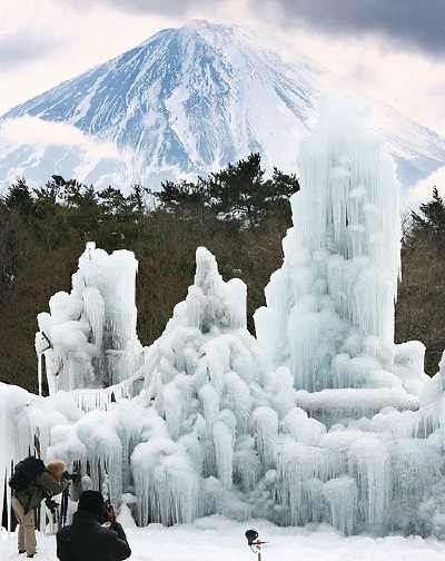Ice matsuri